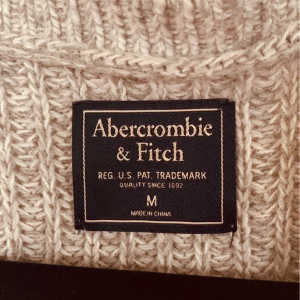 Gray Abercrombie & Fitch V Neck Sweater